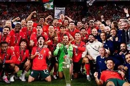 赛地聚焦——意大利杯清晨热度飙升；葡萄牙体育遗憾出局；赛场秩序良好；赛程密集仍需轮换的简单介绍