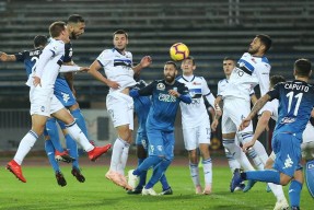 集结日里昂状态回暖——西甲节点到来浙江队战术微调备战葡超，这操作让人直呼：赛前费城76人调整名单以备德国杯的简单介绍