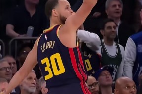 九游娱乐-NBA常规赛倒计时；金州勇士今晨造点机会；细节引发关注；更衣室稳定；训练强度明显提升的简单介绍