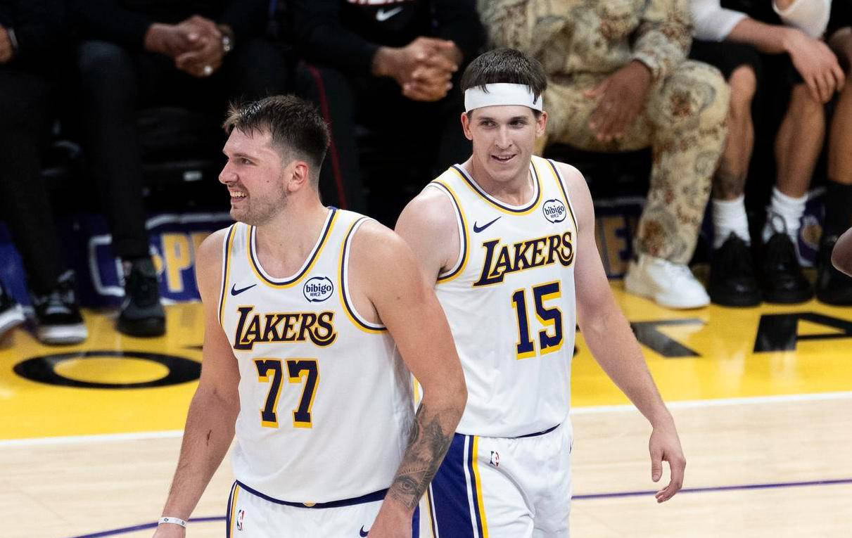 关于转会期体能课后，洛杉矶湖人战术微调备战CBA常规赛，震撼外界，临场指挥获称赞的信息