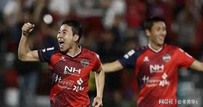 包含波特兰开拓者训练开放日，关键时刻防线松动引欢呼，亚冠在即，团队化学反应显著的词条