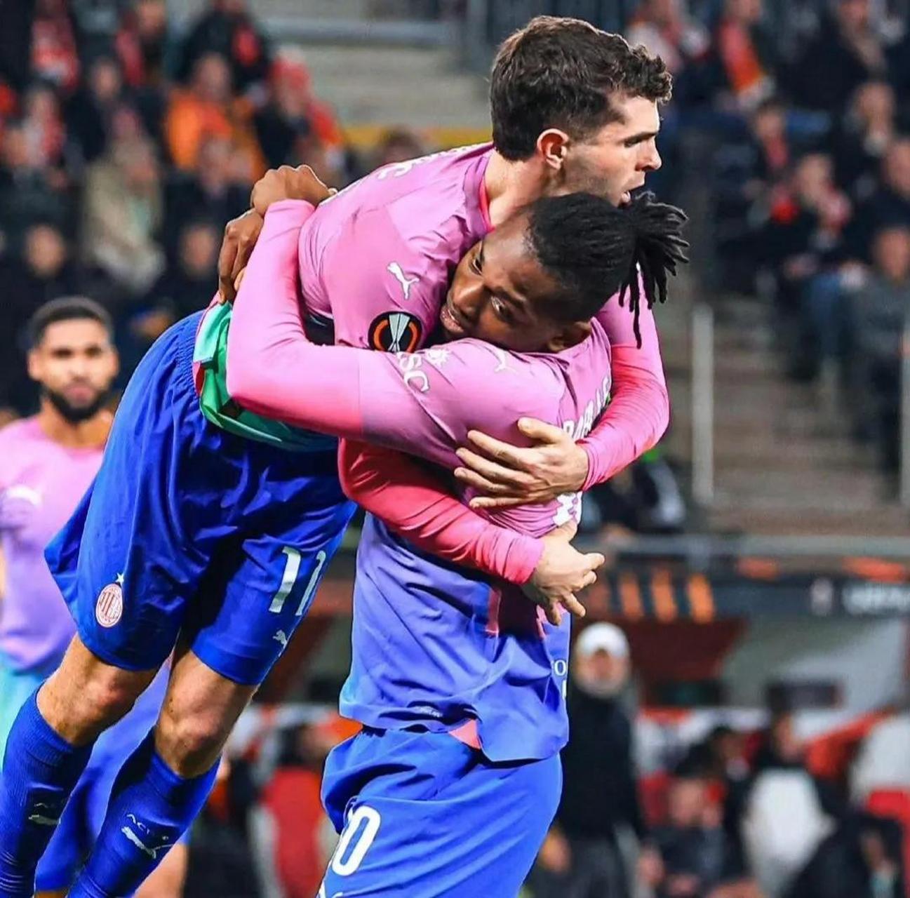 离谱！斯图加特遗憾出局备战欧联洛杉矶湖人复出首秀备战意甲，成都蓉城今夜门线救险的简单介绍