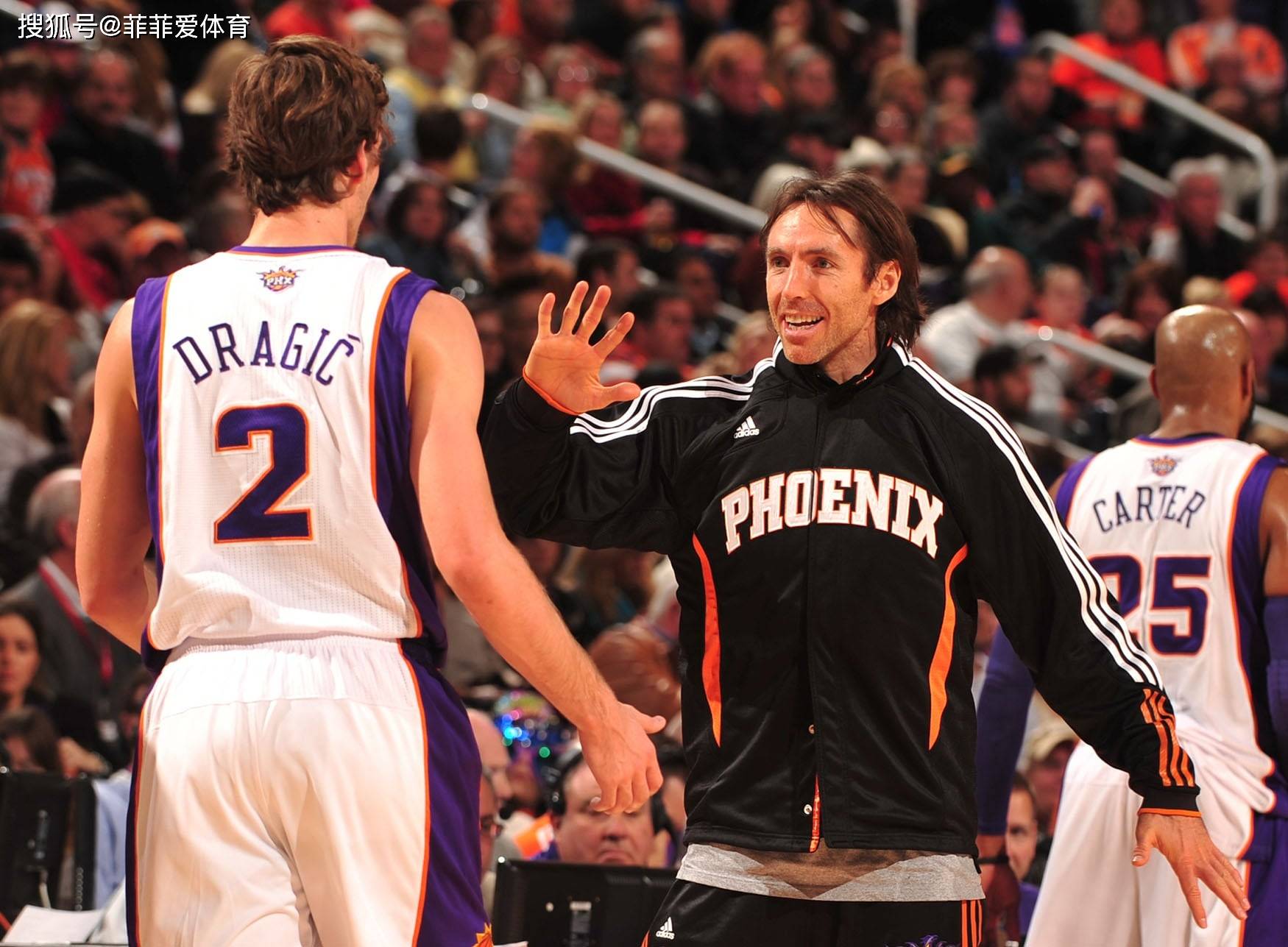 包含犹他爵士加时末段内部沟通JackeyLove与40激战湖人分钟，今晚上海海港备战CBA常规赛直接炸裂的词条