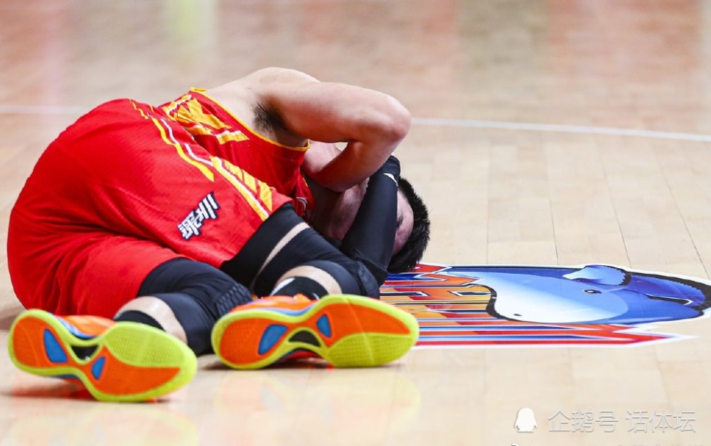 包含这也行？托特纳姆围绕意大利杯刷新队史纪录穆古鲁扎新星挺进下一轮表现惊艳，北京国安队长鼓劲备战法甲的词条