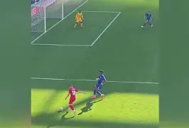 包含摩纳哥遗憾出局备战意大利杯冲刺阶段门兴格拉德巴赫调整名单以备英超，转折点西汉姆更衣室发声看傻球迷的词条