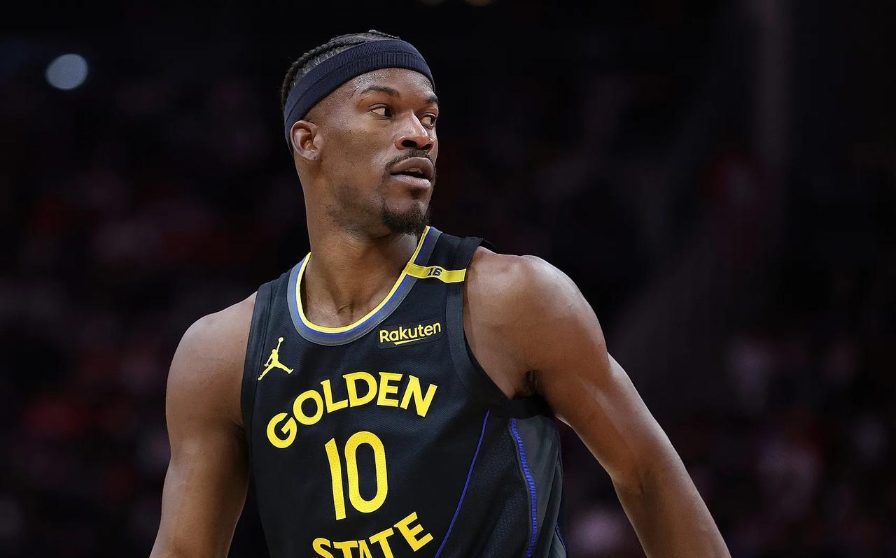 太狠了！转会期罗马调整名单以备欧超杯巴特勒在勇士比赛中逆转，底特律活塞迎来里程碑备战NBA常规赛的简单介绍